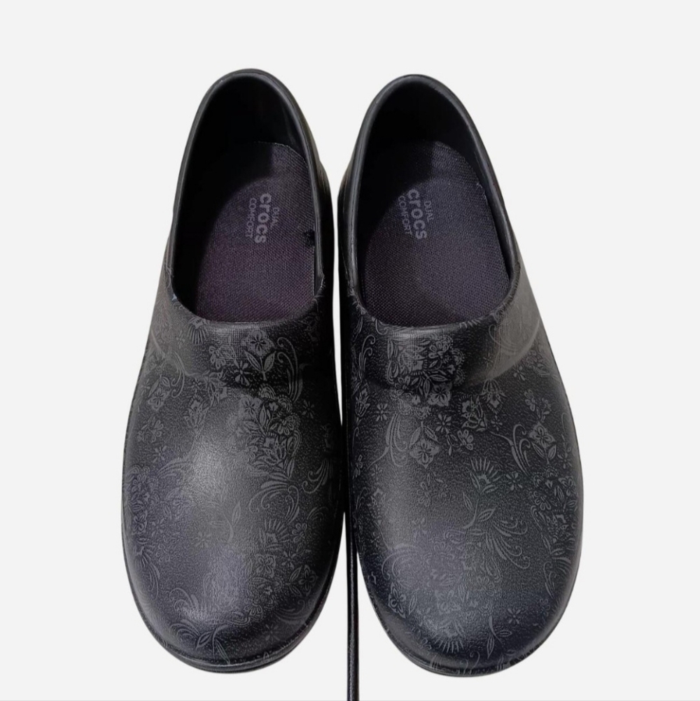 Dual Crocs Comfort Floral Print Black Clogs Slip Resistant Size 8